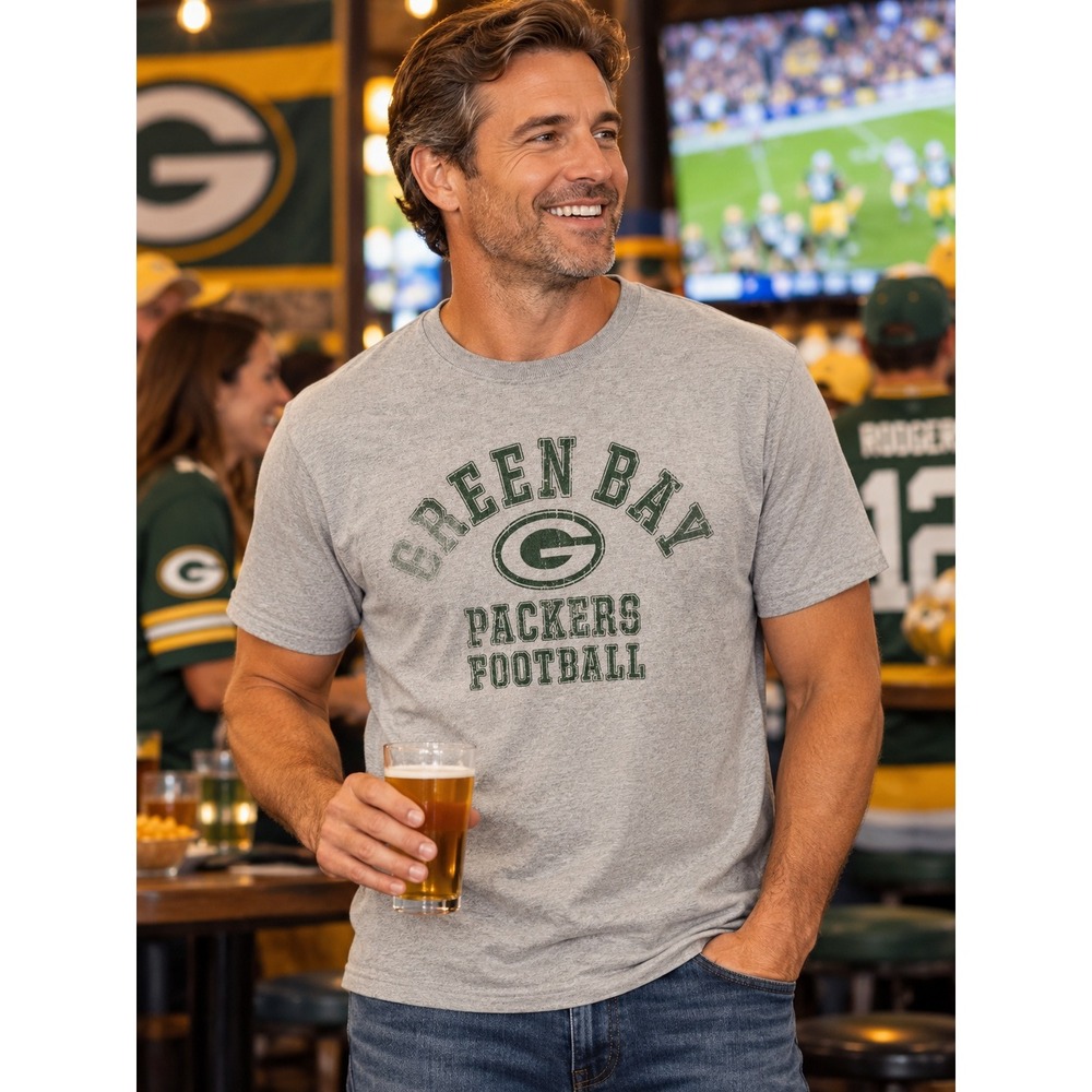 NFL Team Apparel Green Bay Packers Football T-Shirt Gray Mens Medium